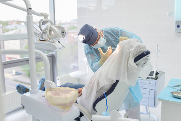 Best Emergency Root Canal Treatment in Wolcottville, IN
